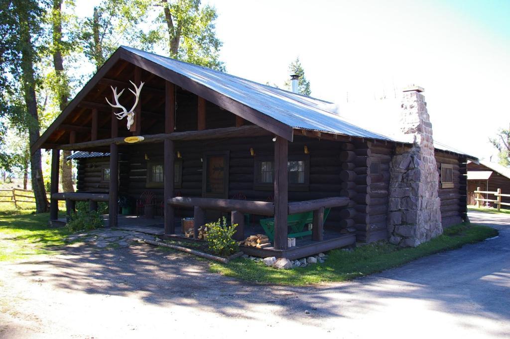 Parade Rest Ranch Hotel West Yellowstone Exterior foto