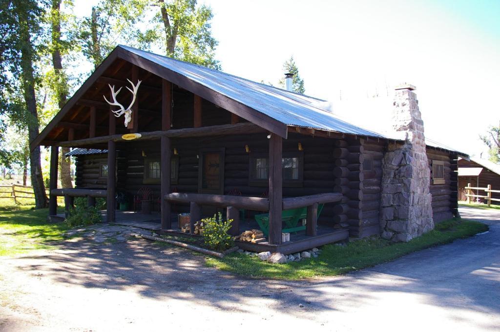 Parade Rest Ranch West Yellowstone Exterior foto