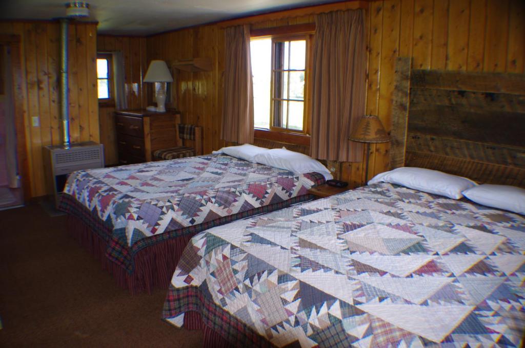 Parade Rest Ranch Hotel West Yellowstone Quarto foto