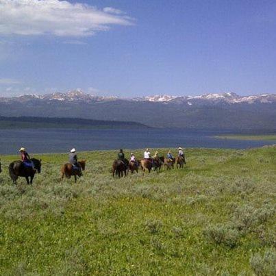 Parade Rest Ranch Hotel West Yellowstone Exterior foto